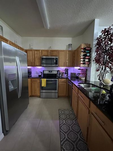 Image No.20-3 Bed Property for sale