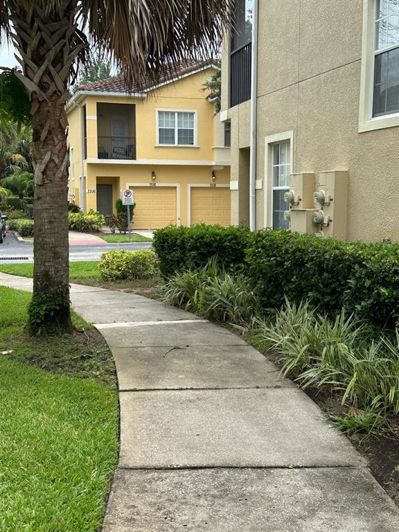 Image No.3-3 Bed Property for sale