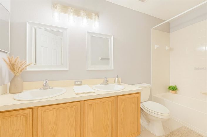 Image No.13-4 Bed Property for sale