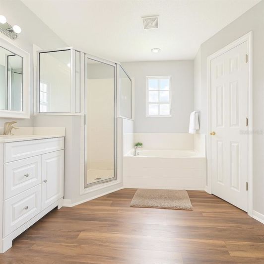 Image No.17-4 Bed Property for sale