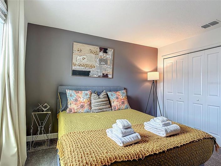 Image No.30-4 Bed Townhouse for sale