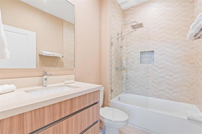 Image No.31-3 Bed Townhouse for sale