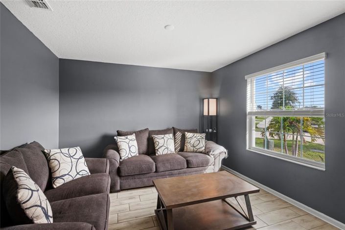 Image No.3-4 Bed Property for sale