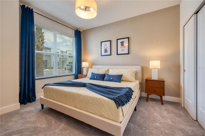 Image No.13-4 Bed Townhouse for sale