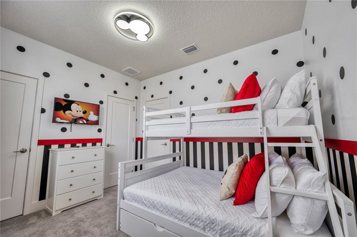 Image No.24-4 Bed Townhouse for sale