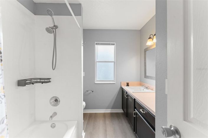 Image No.21-5 Bed Property for sale