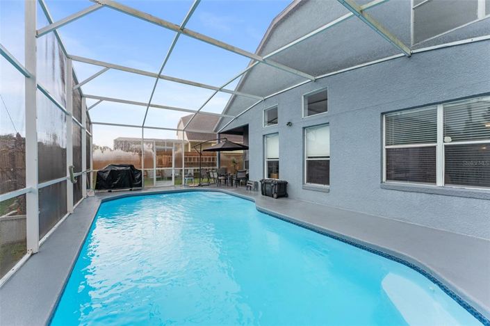 Image No.37-5 Bed Property for sale