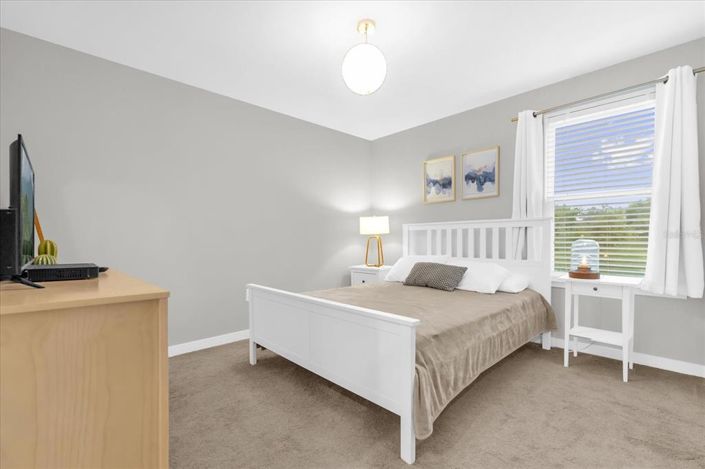 Image No.14-4 Bed Townhouse for sale