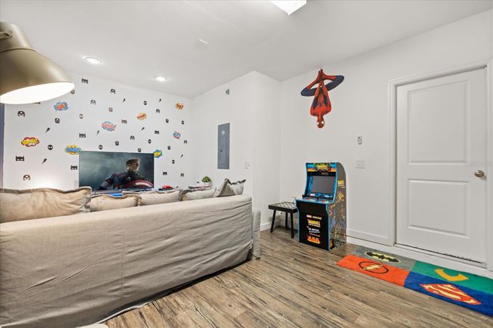 Image No.19-4 Bed Townhouse for sale