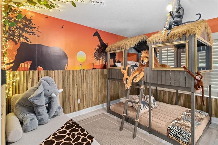 Image No.16-3 Bed Property for sale