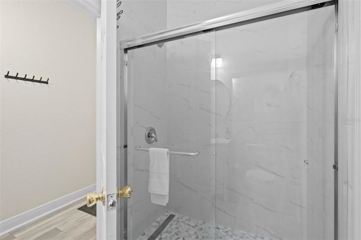 Image No.21-3 Bed Property for sale