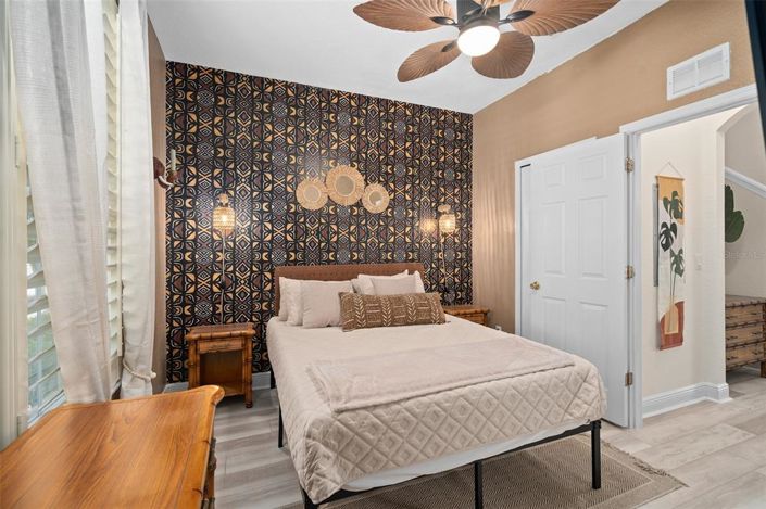 Image No.29-3 Bed Property for sale