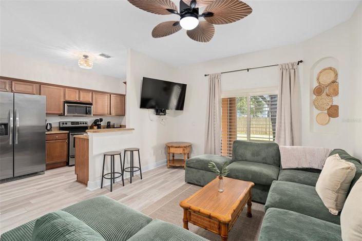 Image No.8-3 Bed Property for sale