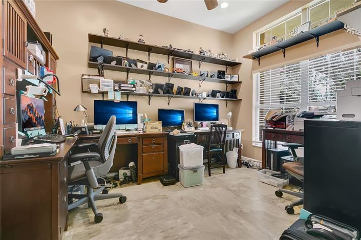 Image No.26-5 Bed Property for sale