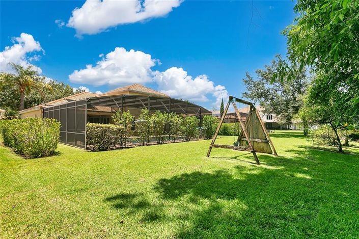 Image No.32-5 Bed Property for sale