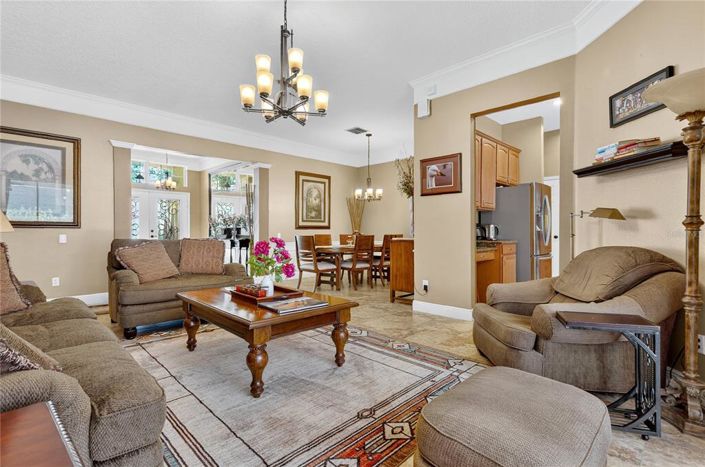 Image No.4-5 Bed Property for sale