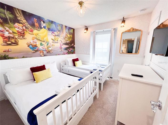 Image No.26-5 Bed Townhouse for sale