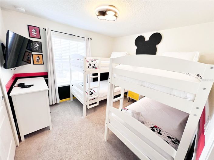 Image No.30-5 Bed Townhouse for sale