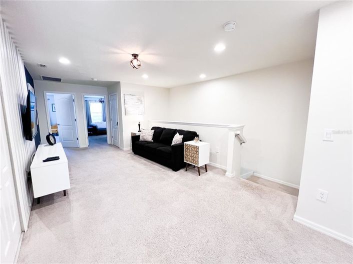 Image No.32-5 Bed Townhouse for sale