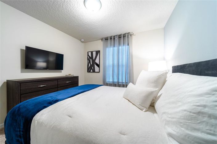 Image No.32-5 Bed Townhouse for sale