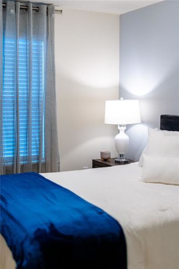 Image No.59-5 Bed Townhouse for sale