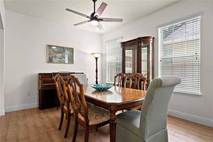 Image No.8-4 Bed Property for sale