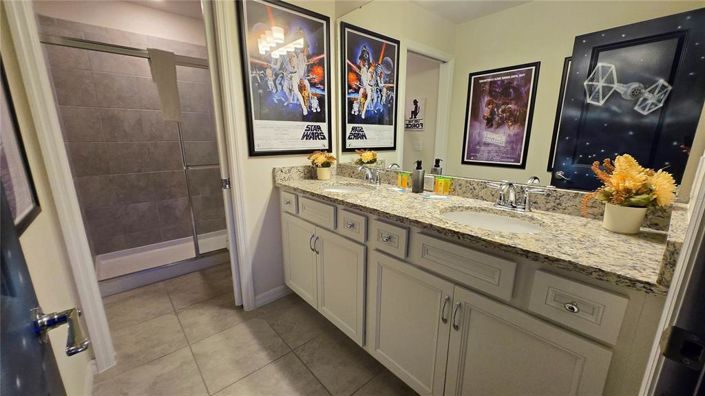 Image No.49-5 Bed Townhouse for sale