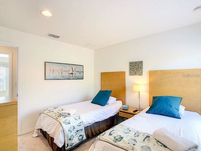 Image No.14-3 Bed Townhouse for sale