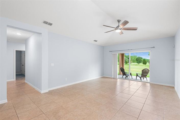 Image No.28-4 Bed Property for sale