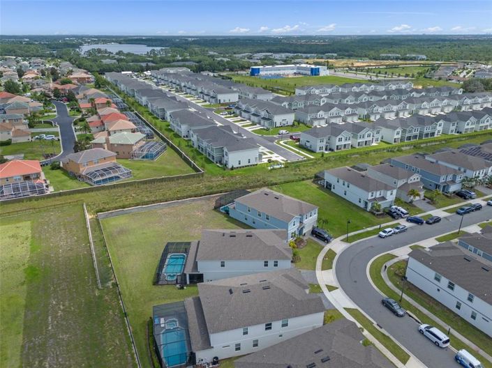 Image No.64-10 Bed Property for sale