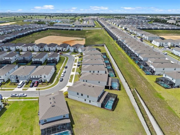 Image No.70-10 Bed Property for sale