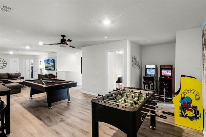 Image No.31-10 Bed Property for sale