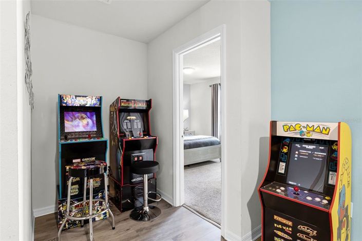 Image No.32-10 Bed Property for sale