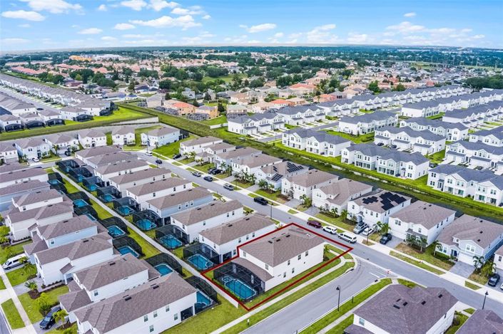 Image No.64-10 Bed Property for sale