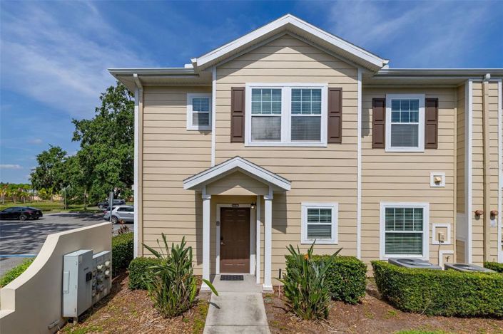 Image No.1-4 Bed Townhouse for sale