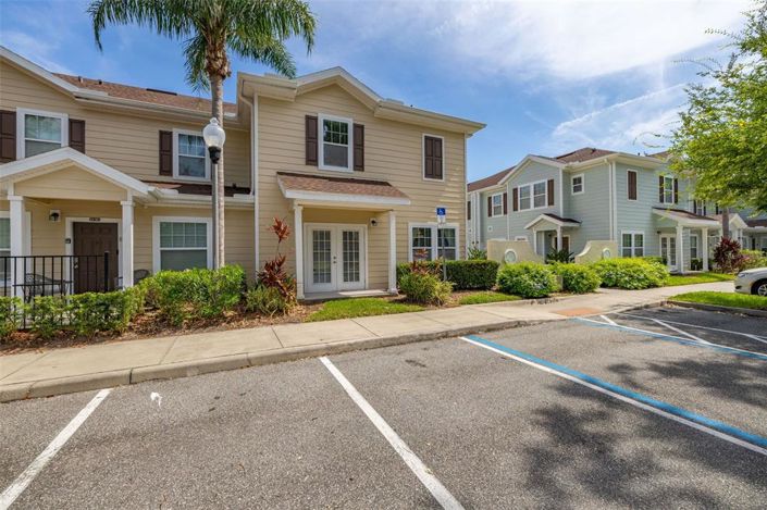 Image No.40-4 Bed Townhouse for sale