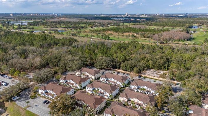 Image No.44-4 Bed Townhouse for sale