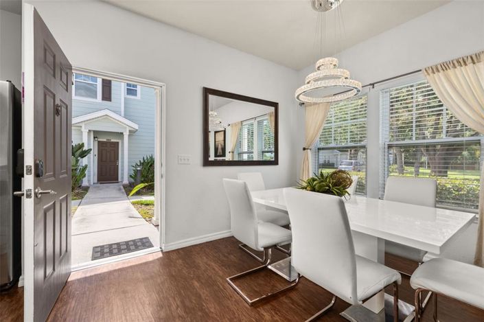 Image No.5-4 Bed Townhouse for sale