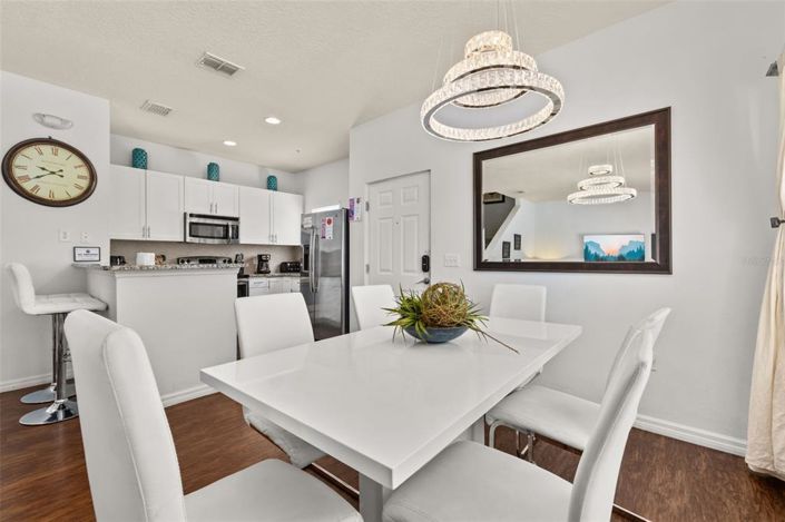 Image No.7-4 Bed Townhouse for sale