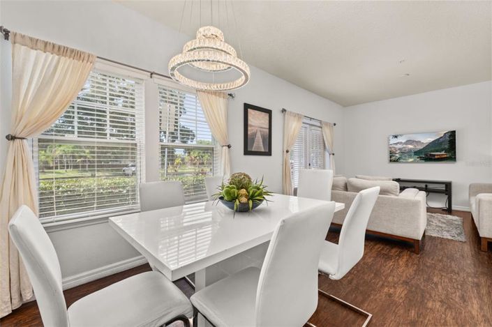 Image No.8-4 Bed Townhouse for sale