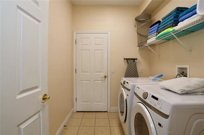 Image No.27-5 Bed Property for sale