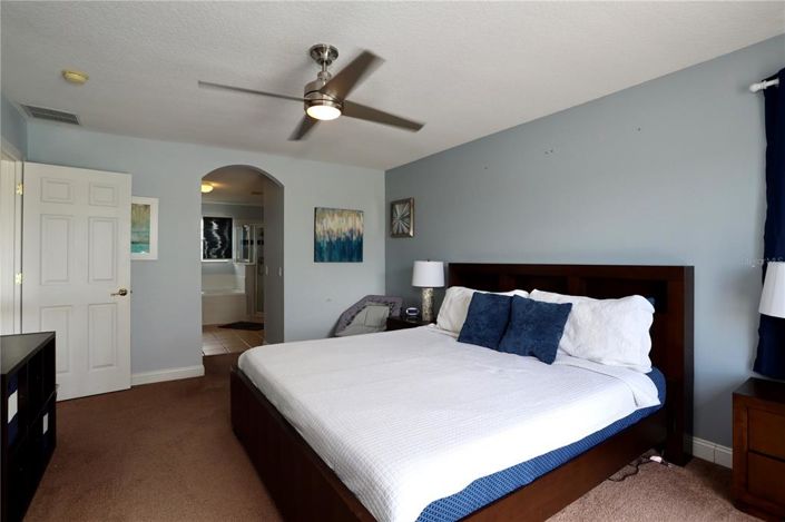 Image No.31-5 Bed Property for sale