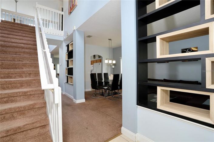 Image No.5-5 Bed Property for sale