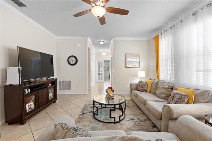 Image No.10-3 Bed Property for sale