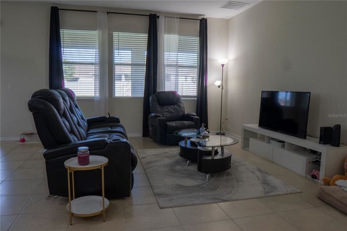 Image No.8-4 Bed Property for sale