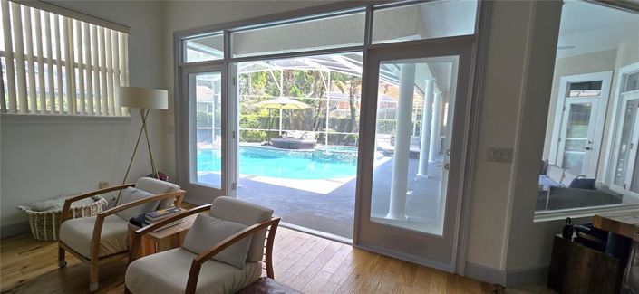 Image No.55-4 Bed Property for sale