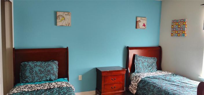 Image No.18-9 Bed Property for sale