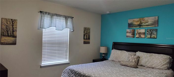 Image No.24-9 Bed Property for sale