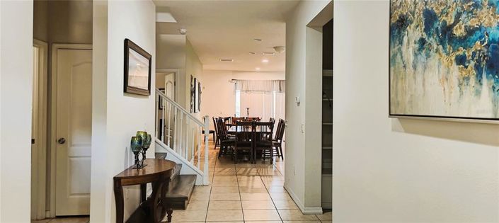 Image No.6-9 Bed Property for sale