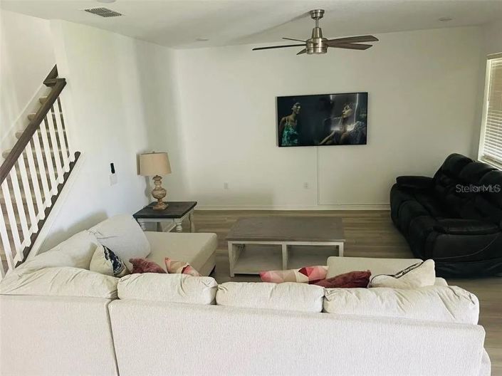 Image No.16-4 Bed Property for sale